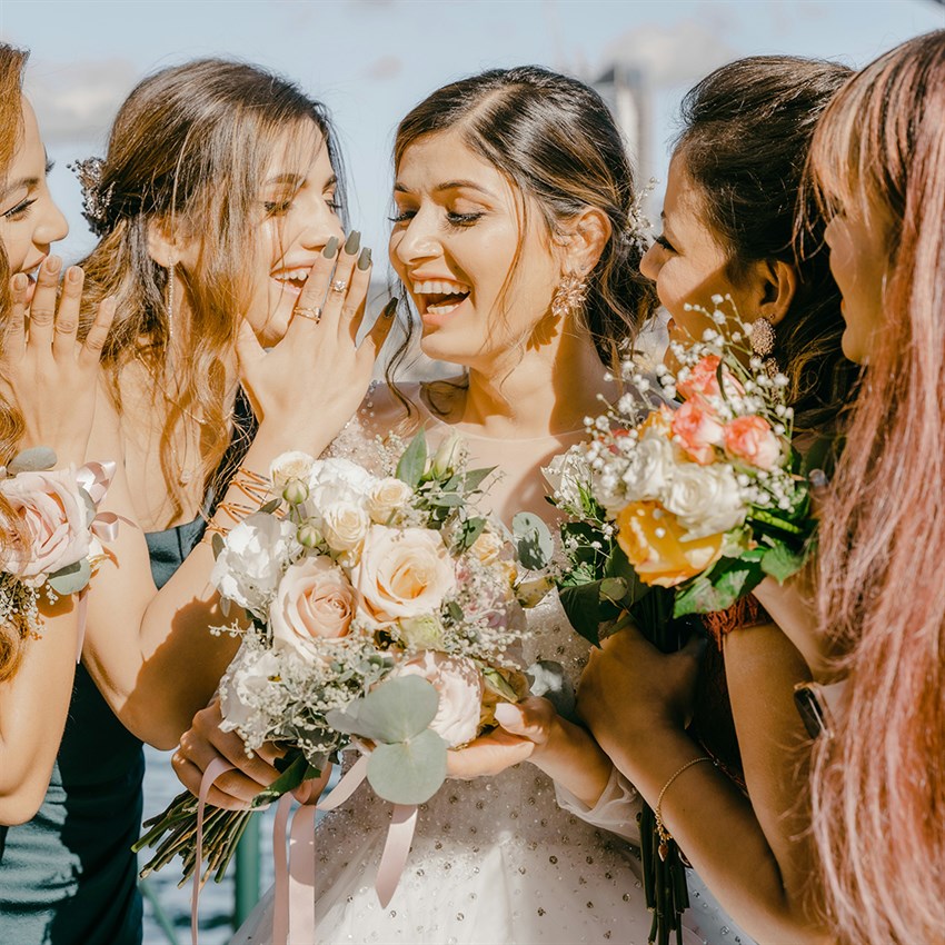 HowToPlanYourBridesmaidsOutfits_Icon.jpg
