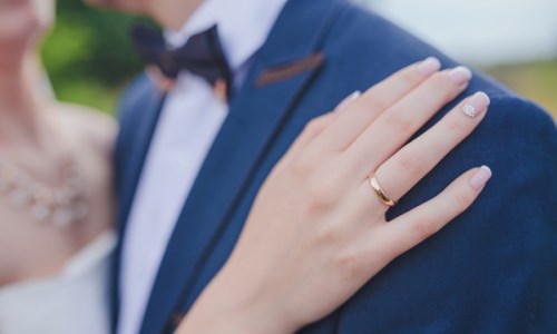 Ladies Offer Wedding Rings