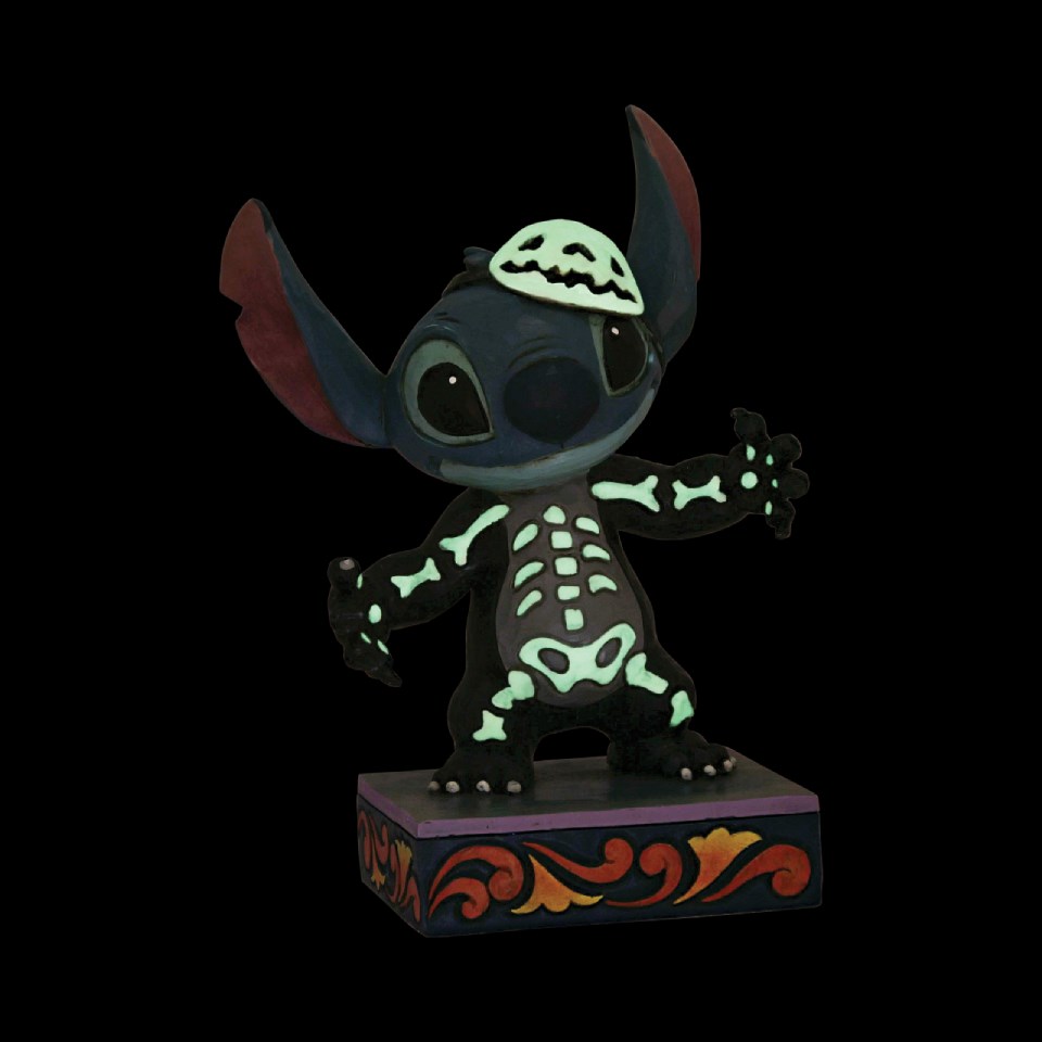 DISNEY TRADITIONS 4016555 Ohana Means Family - Stitch Figurine