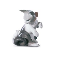 Lladro 01008357 A Happy Panda - P4706 | F.Hinds Jewellers