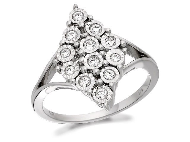9ct White Gold Diamond Cluster Ring - 1/4ct - D6339