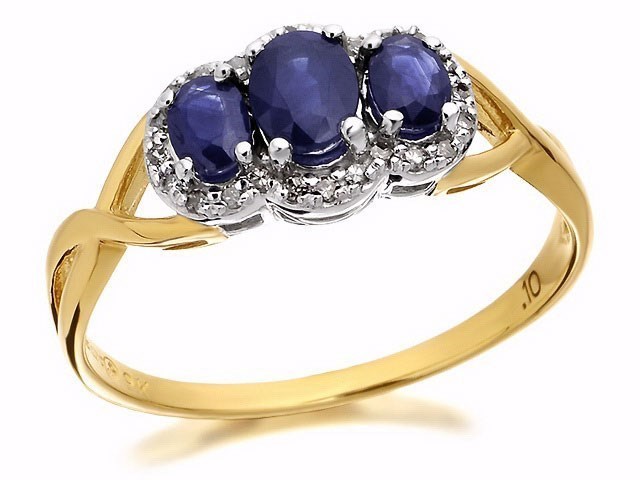 9ct Gold Sapphire And Diamond Cluster Ring - 10pts - D6415