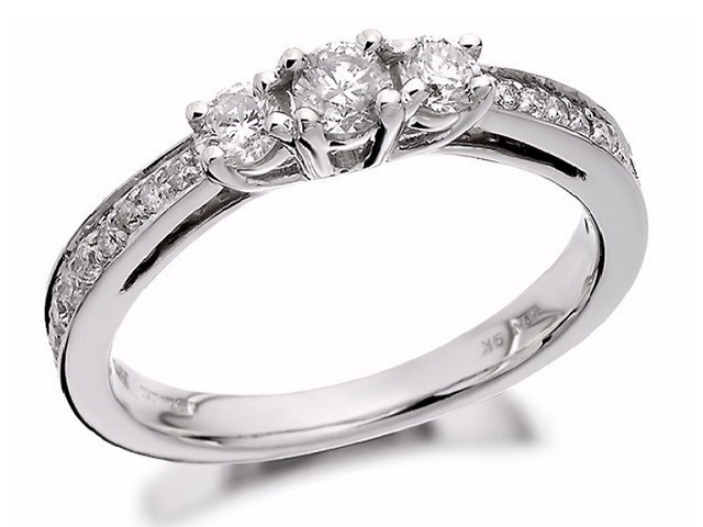 9ct White Gold Diamond Trilogy Ring - 1/2ct - D6662