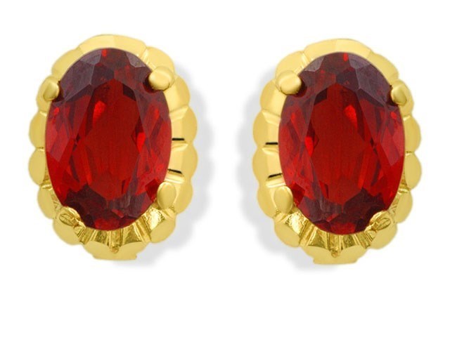 9ct Gold Garnet Earrings - 7mm - G0459