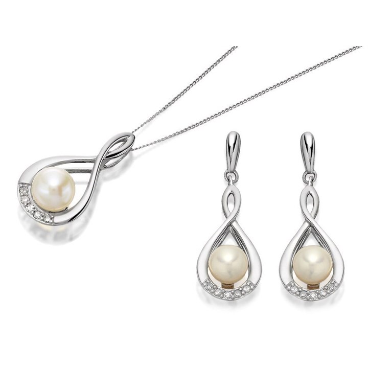 9ct White Gold Freshwater Pearl And Diamond Drop Earring And Pendant Set - GS1821