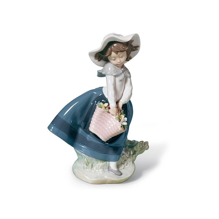 Lladro 01005222 Pretty Pickings - P4341