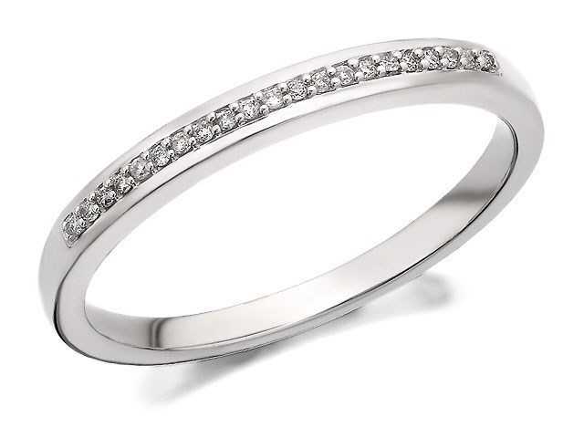 18ct White Gold Diamond Set Wedding/Half Eternity Ring - 7pts - Size N Only - Z09174