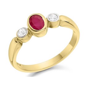 9ct Gold Diamond And Ruby Ring - 10pts - D7358