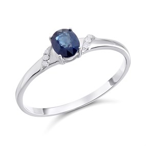 9ct White Gold Oval Sapphire And Diamond Ring - D7792