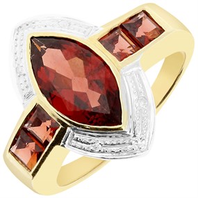 9ct Gold Garnet And Diamond Ring - D84001
