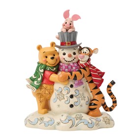 Disney Traditions 6018716 Pooh And Friends Hugging Snowman - P01711
