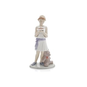 Nao 02001737 Birthday Girl - P3932