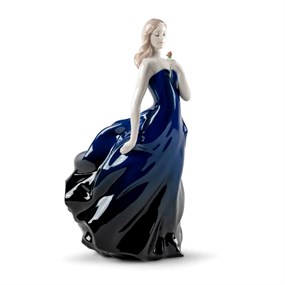 Lladro 01009744 Rose Ball - 2024 Annual Piece - P44137