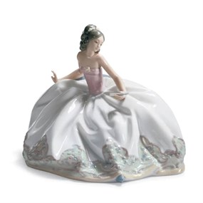 Lladro 01005859 At The Ball - P44147