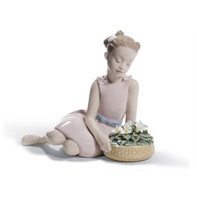 Lladro 01006918 A Flower's Whisper - P4736