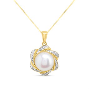 9ct Freshwater Pearl And Diamond Necklace - R7784