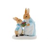 Beatrix Potter A30256 Mrs. Rabbit And Peter With Present - P87113
